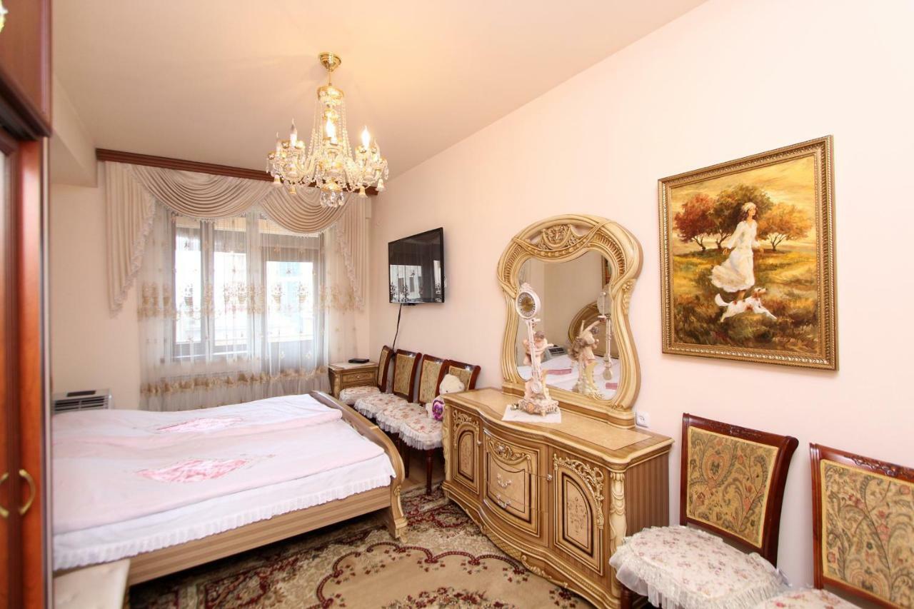 יירבאן Apartments Emili מראה חיצוני תמונה